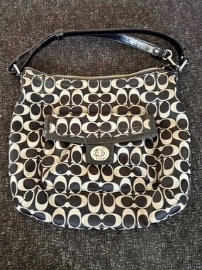 Y2K Vintage coach purse